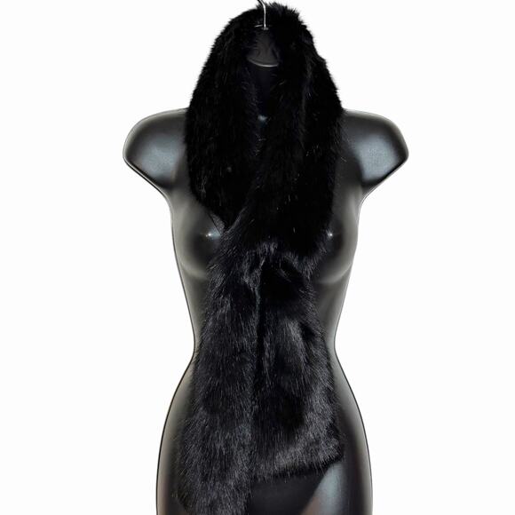 BANANA REPUBLIC BLACK FAUX FUR PELT PULL THROUGH SATIN LINED SCARF COLLAR WARMER - Picture 2 of 4